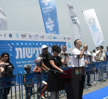 391632_10151591926171544_1579733212_nאתר