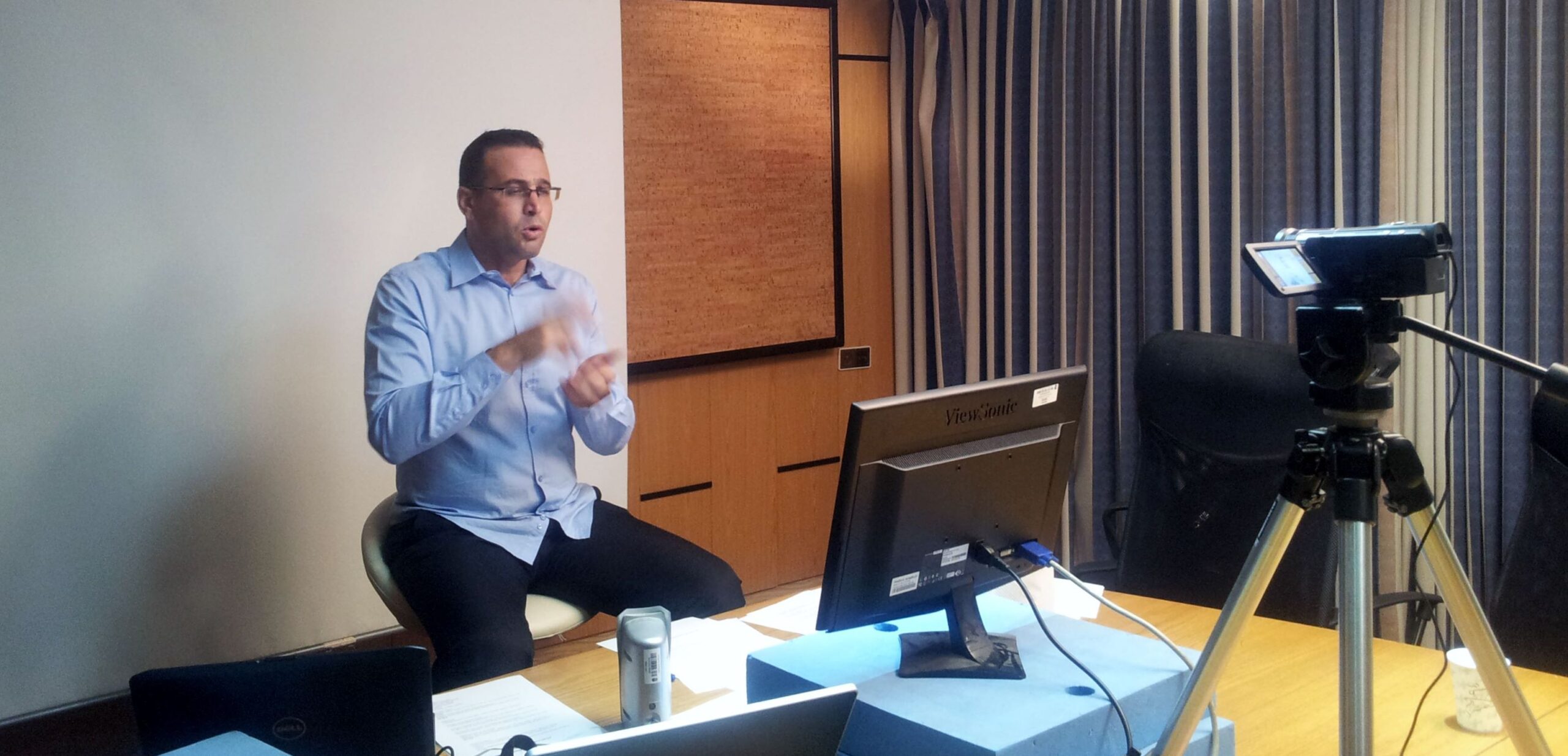 תרגום סרטונים והנגשת אתרים